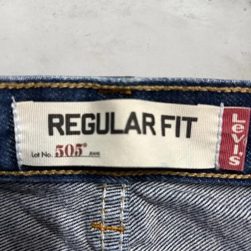Levis 505 Regular Fit Jeans Mens 31x32 Dark Wash Denim Pants